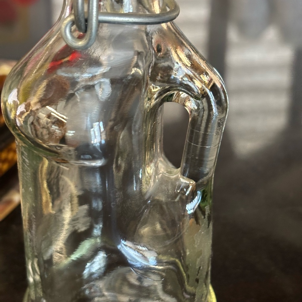 Vintage Glass Bottle Treasure Chest Trinkets - Picture 6 of 12